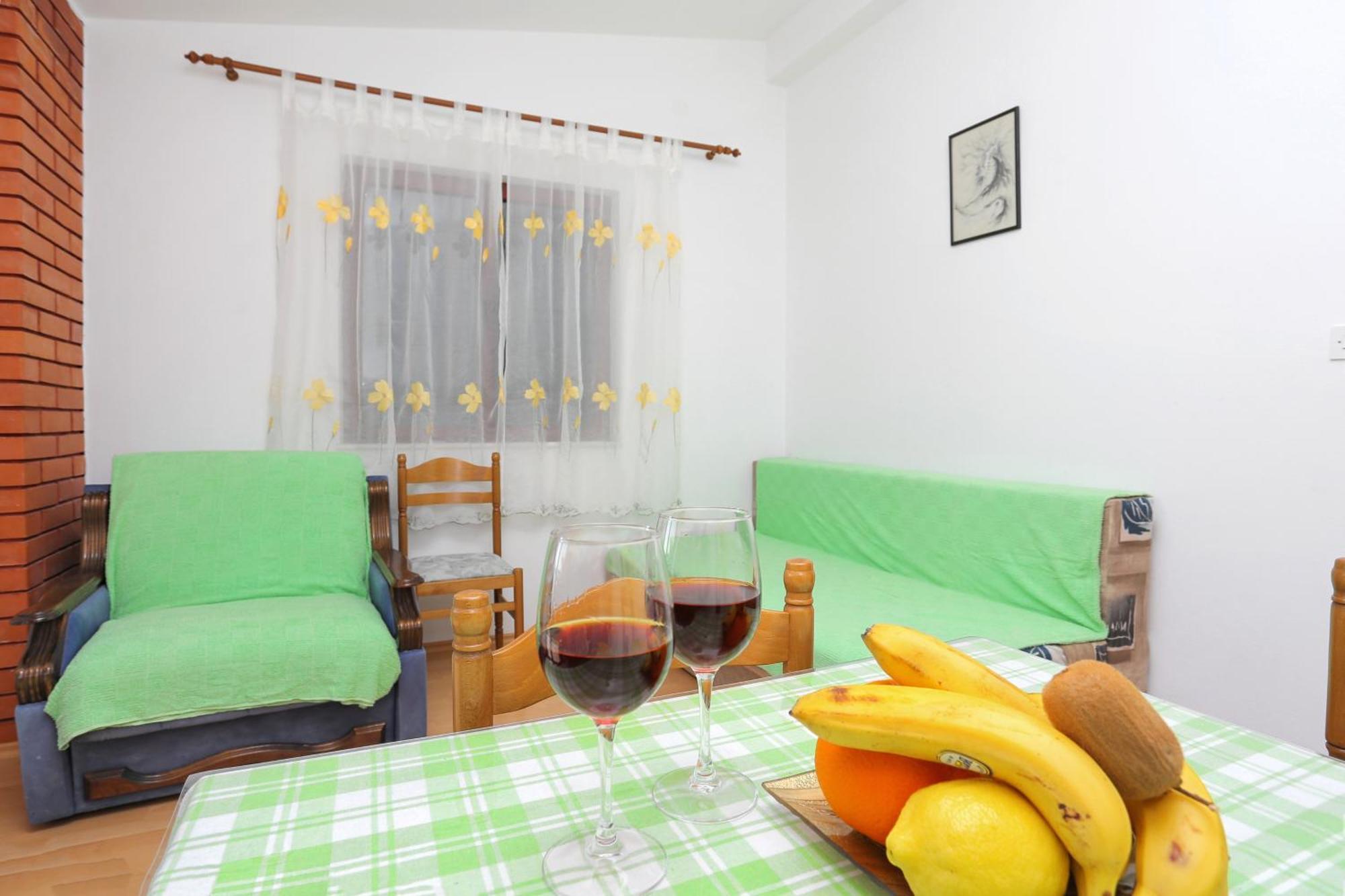 By The Sea Podaca, Makarska - 11588 Apartment *